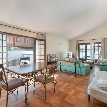 3-bedroom In Golf Del Sur Villa