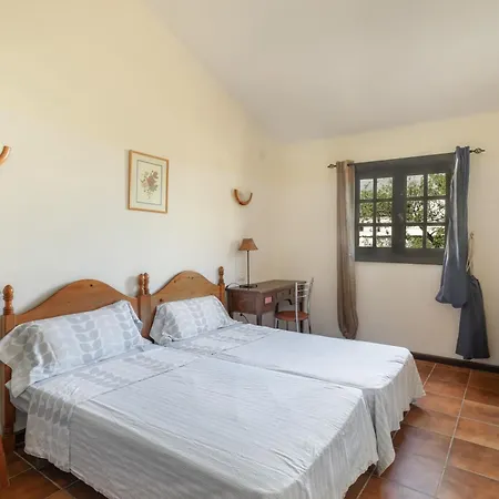 Villa 3-bedroom In Golf Del Sur *