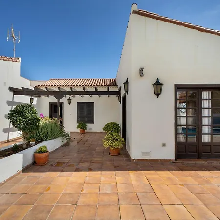 Villa 3-bedroom In Golf Del Sur San Miguel de Abona