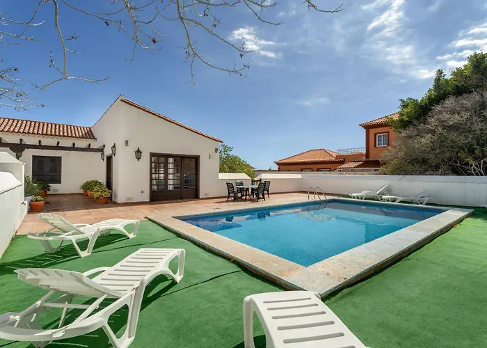 Villa 3-bedroom In Golf Del Sur